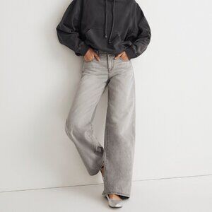 Madewell Low-Rise Superwide-Leg Jeans, Size 27, Color: Heywood wash (Grey)